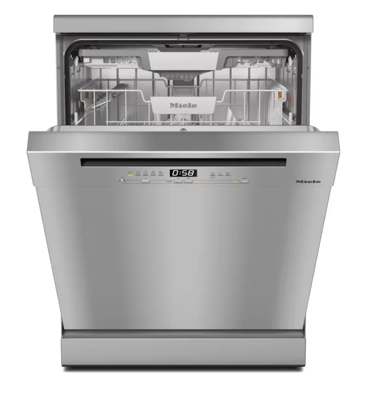 MIELE G 5811 SC Front Active Plus Čelní stěna CleanSteel